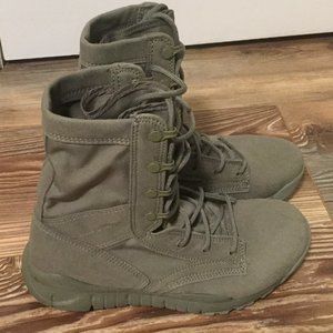Nike SFB Field Boot